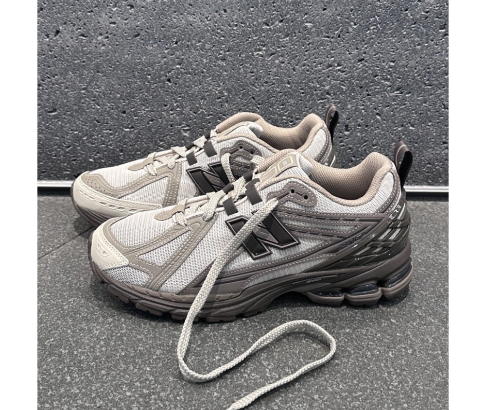 신발 오트밀 색상 이미지-S18L3