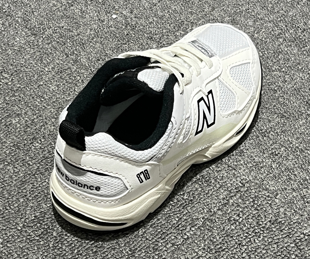 신발 카키 색상 이미지-S14L4